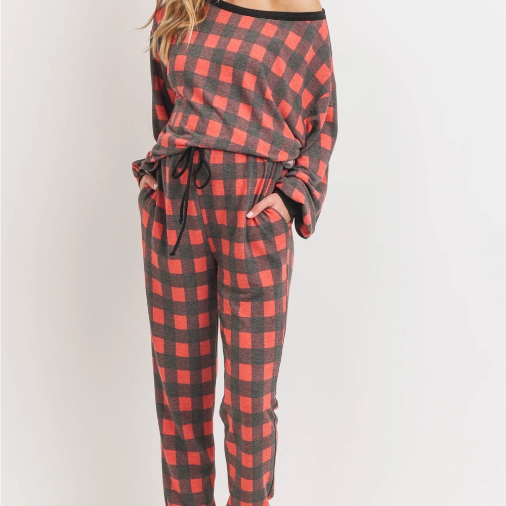 Hello MIZ maternity sweat pant set  - red and black